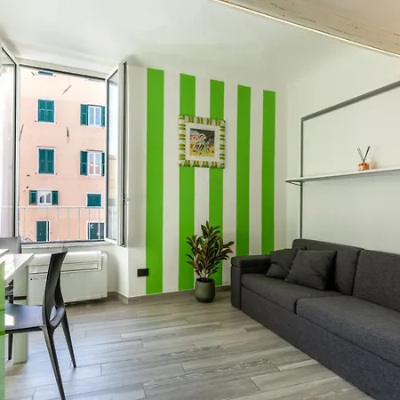 La Casetta Con Vista Mare - Nel Cuore Del Parasio E Delle Logge Di Santa Chiara Apartment *