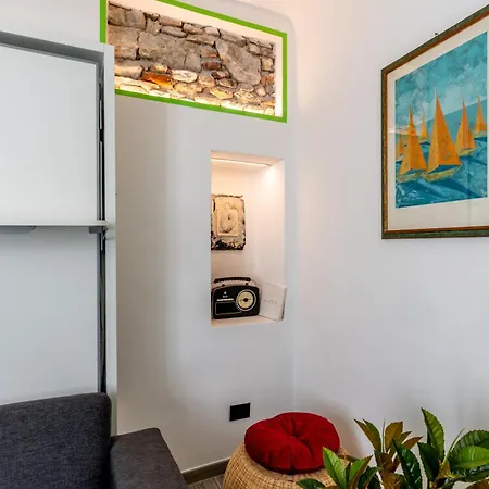 La Casetta Con Vista Mare - Nel Cuore Del Parasio E Delle Logge Di Santa Chiara Apartment